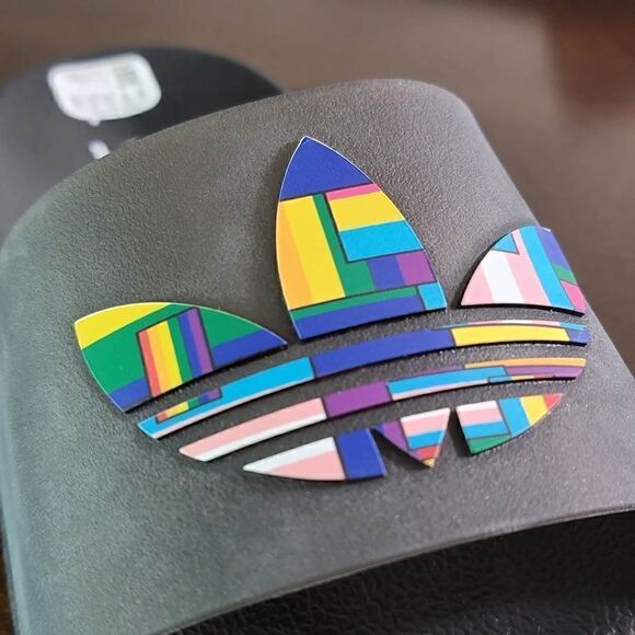 Adidas Original Adilette Limited Edition Love Unites Black Translucent Unisex - Picture 12 of 12